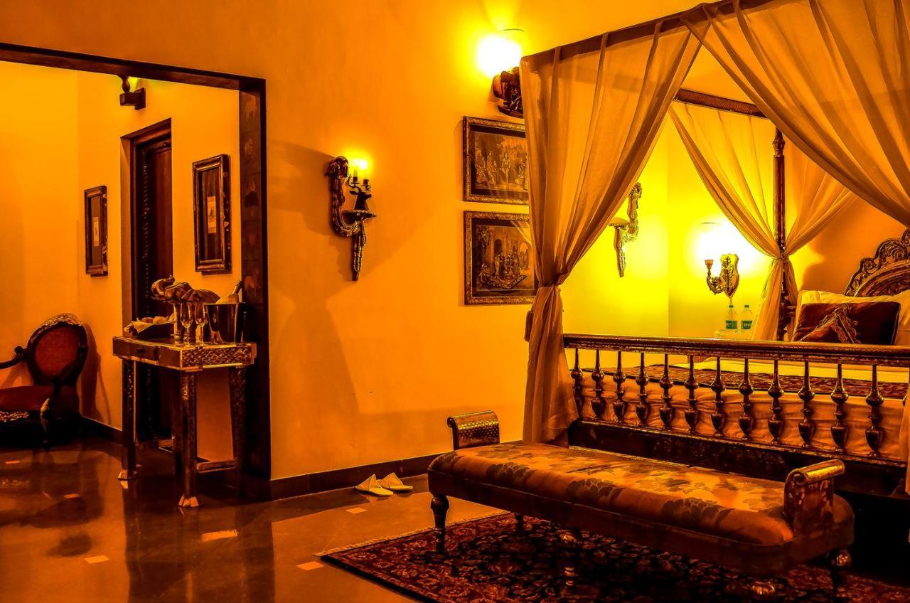 אודייפור The Royal Retreat Resort & Spa מראה חיצוני תמונה