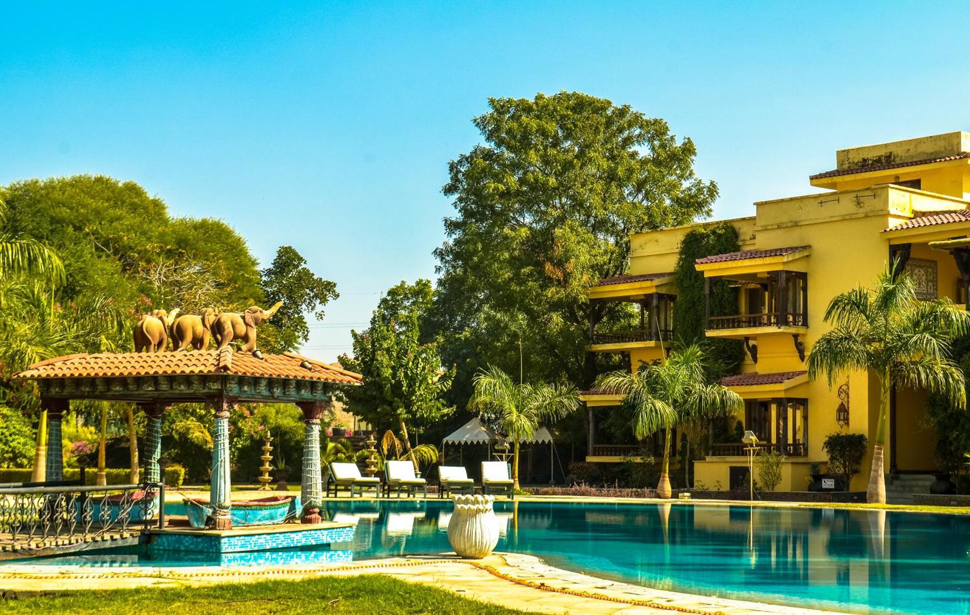 אודייפור The Royal Retreat Resort & Spa מראה חיצוני תמונה